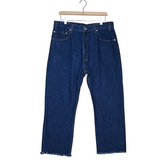 Levi's Men's 505 Regular Fit Vintage Raw Hem Crop Jean Size 36 - Picture 1 of 10